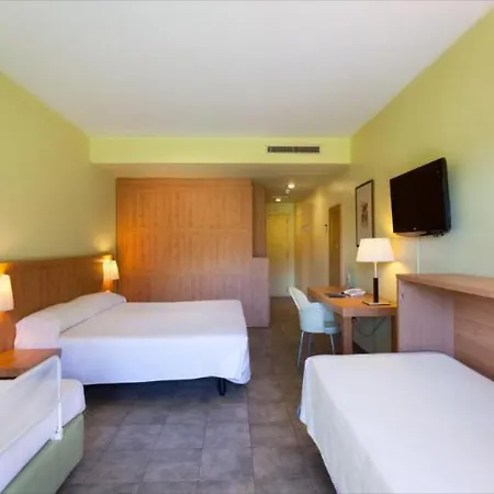 Hotel Vilar Rural De Sant Hilari By Serhs 4*