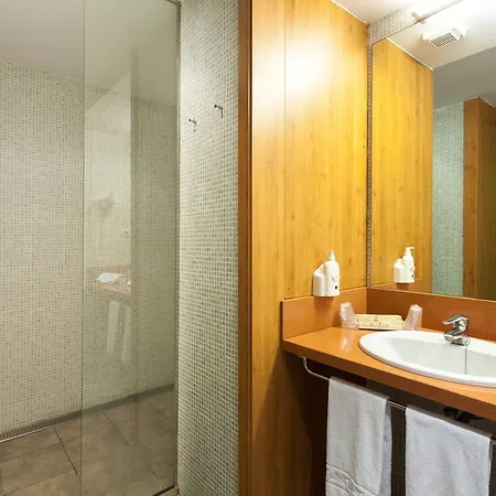 Vilar Rural De Sant Hilari By Serhs 4*