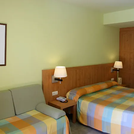 Hotel Vilar Rural De Sant Hilari By Serhs